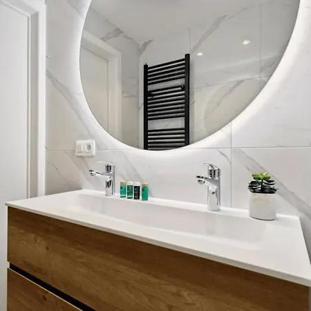 Raphaelle - Trendy Met 2 Slaapkamers Lägenhet