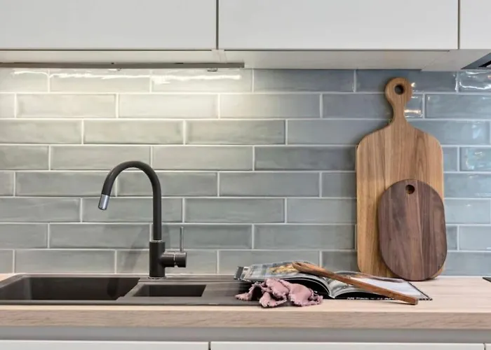 Raphaelle - Trendy Met 2 Slaapkamers Appartement *